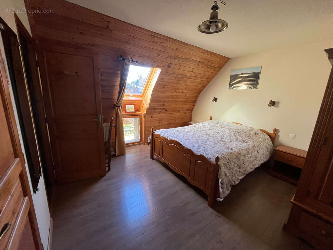 Maison à LA BOURBOULE