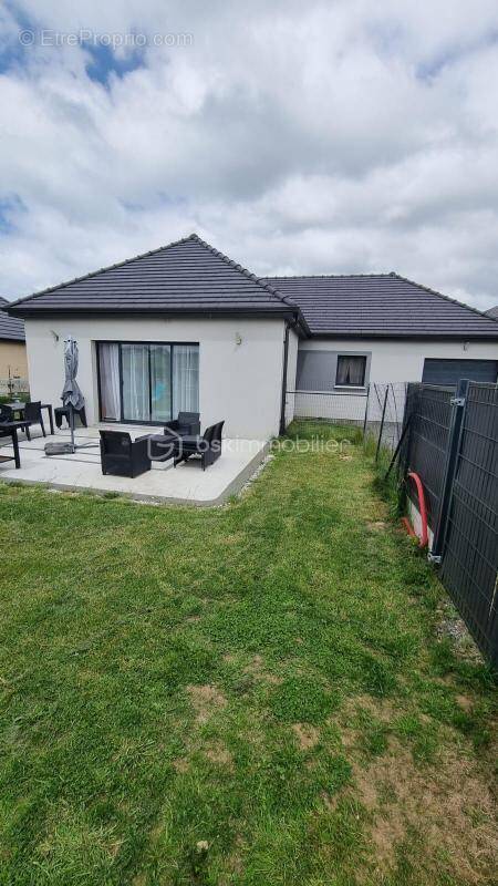 Maison à CAUVILLE-SUR-MER