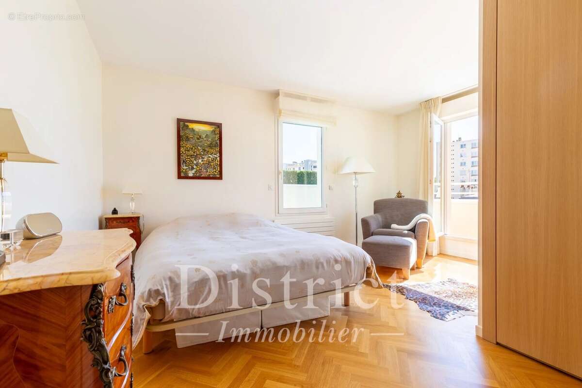 Appartement à CHATILLON