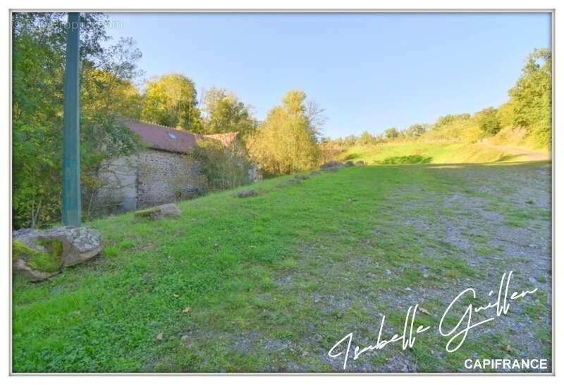 Maison à NERIS-LES-BAINS