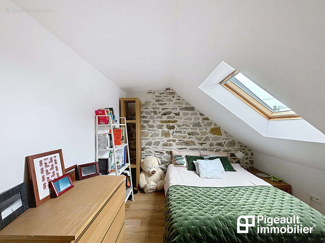 Maison T7 à vendre - 5 chambres - Rennes - Sainte Thérèse - Jardin - photo 15