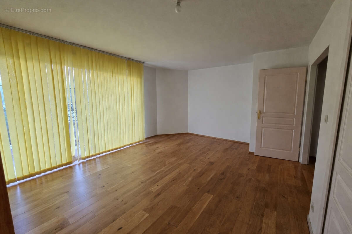 Appartement à HYERES