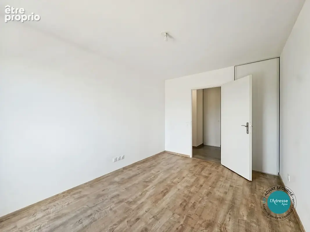 Appartement à Mennecy 2 pièces 44.98 m2 - photo 8