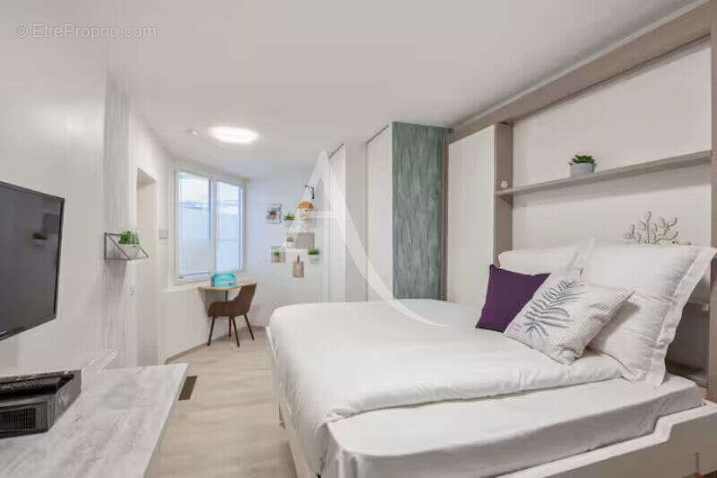 Commerce à PARIS-11E