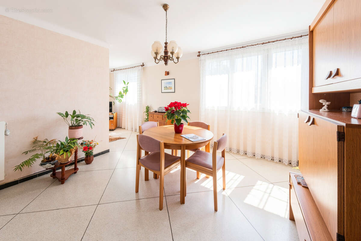 Appartement à LES PENNES-MIRABEAU