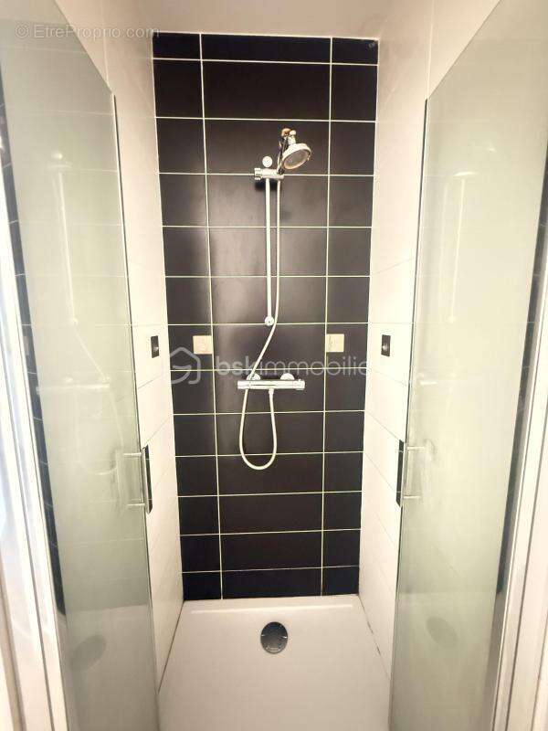 Appartement à VEZIN-LE-COQUET