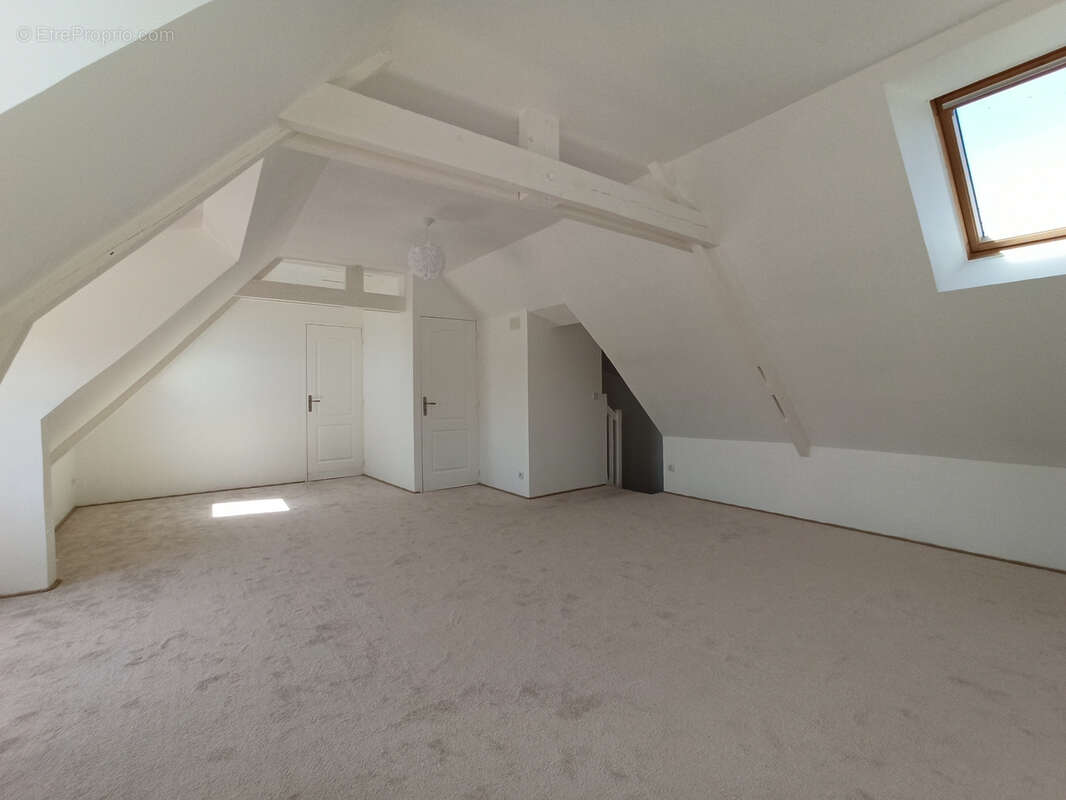 Maison à DOL-DE-BRETAGNE