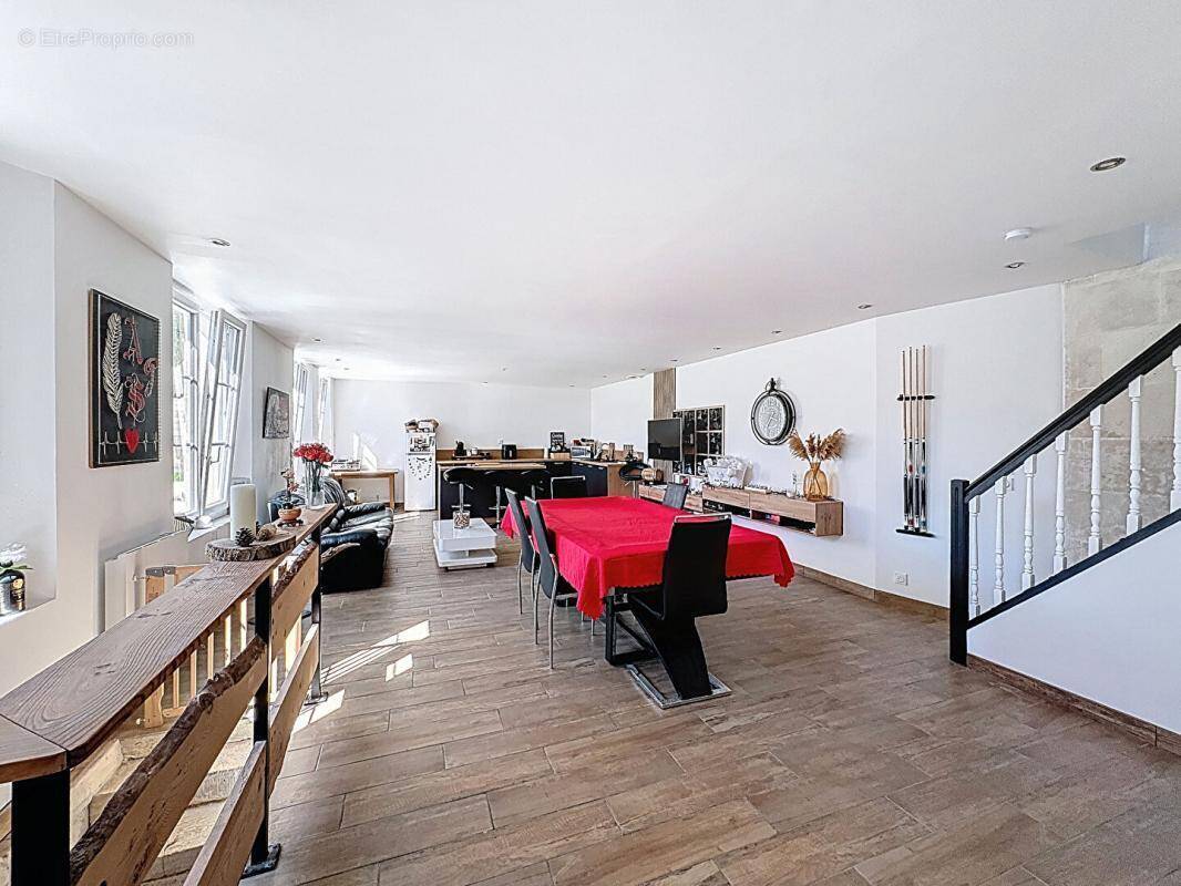 Maison à NEUILLY-SOUS-CLERMONT