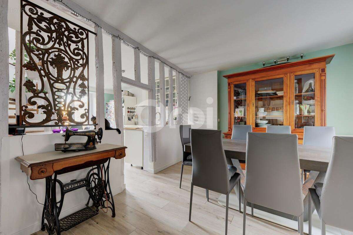 Maison à LAGNY-SUR-MARNE