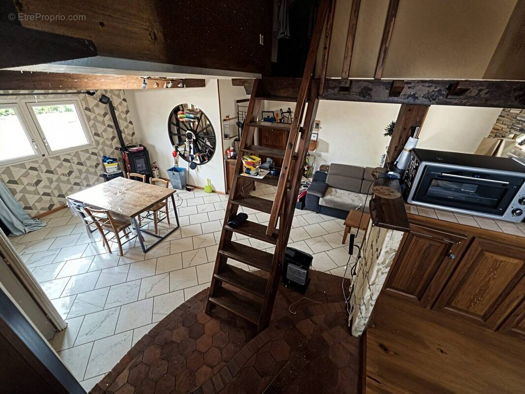 Appartement à AVRECHY