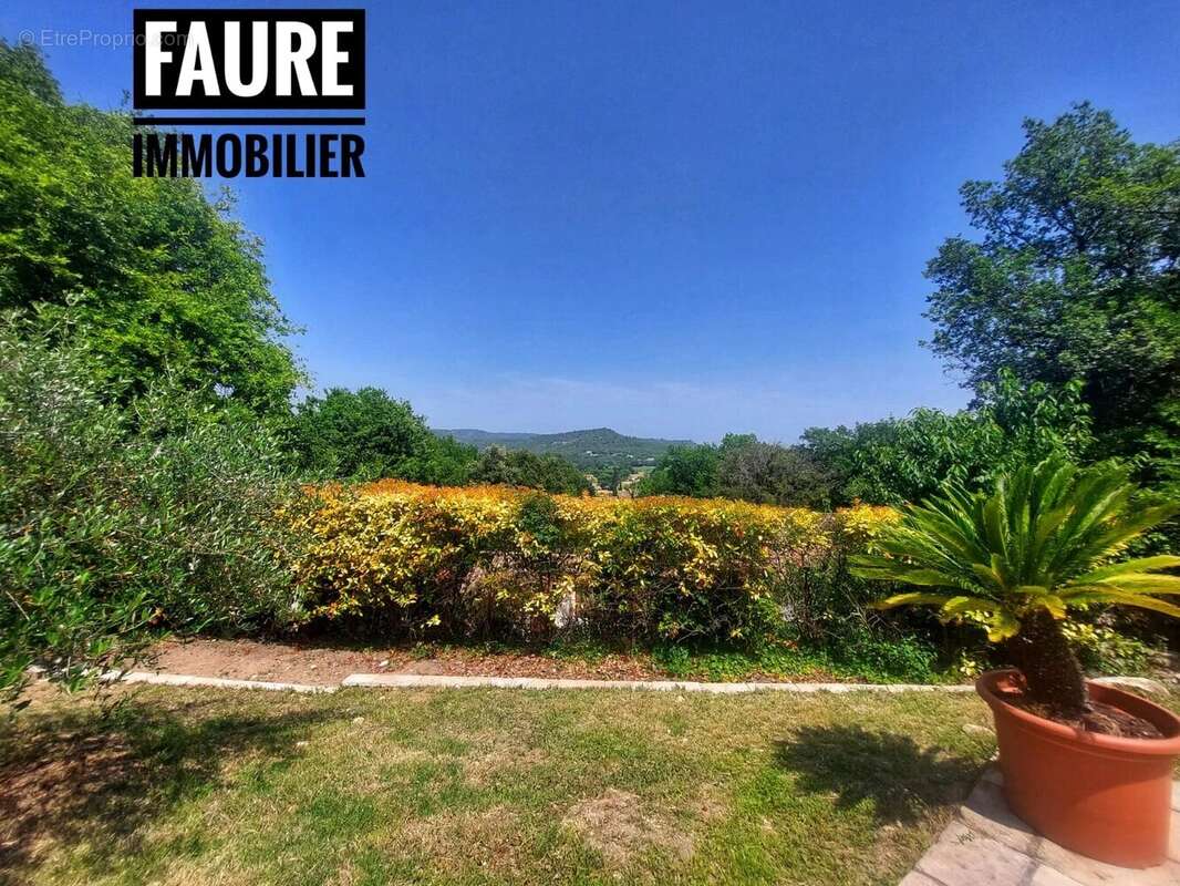 Maison à SAINT-PAUL-TROIS-CHATEAUX