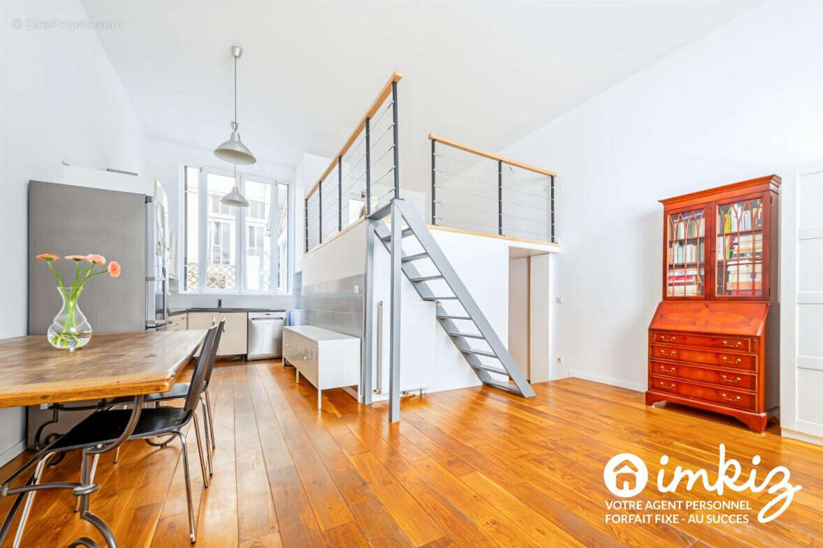 Appartement à PARIS-14E