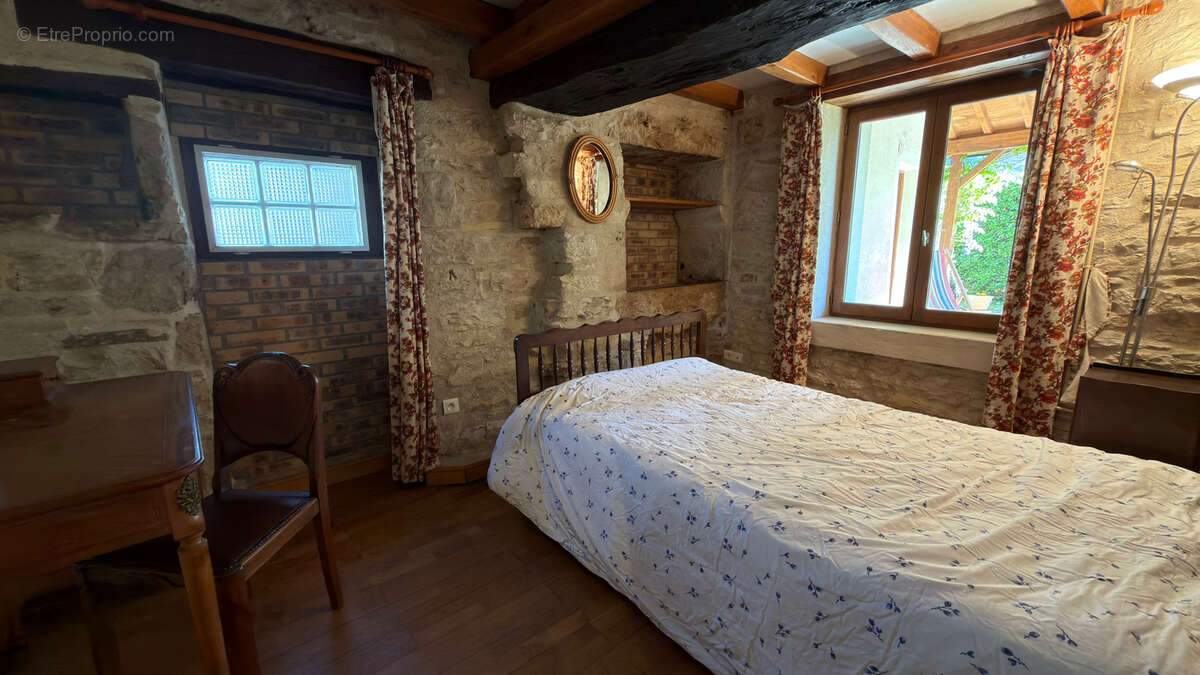 Maison à PRECY-LE-SEC