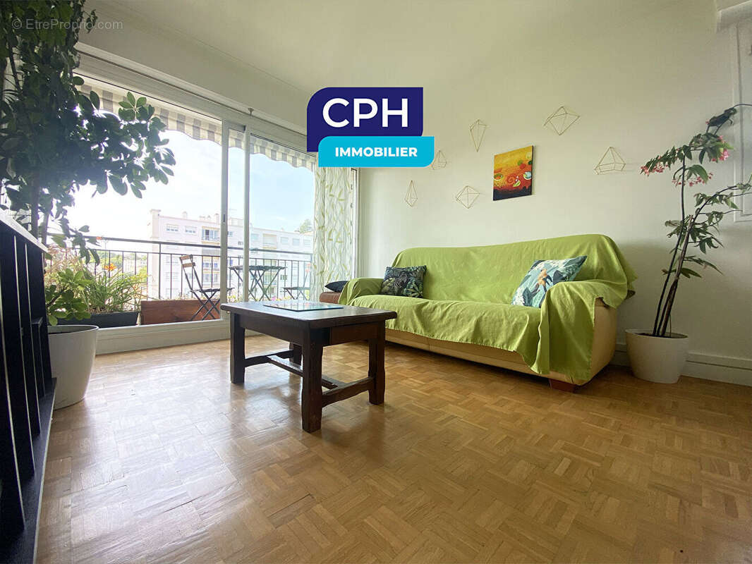 Appartement à GENNEVILLIERS