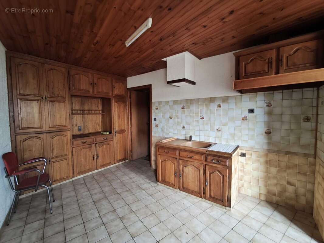 Maison à CHASSENEUIL-SUR-BONNIEURE