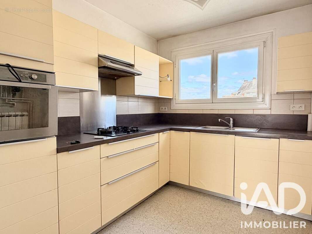 Appartement 71 m² à Vannes  - photo 5