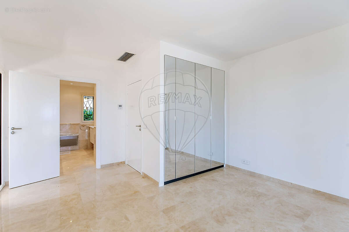Maison à ANTIBES