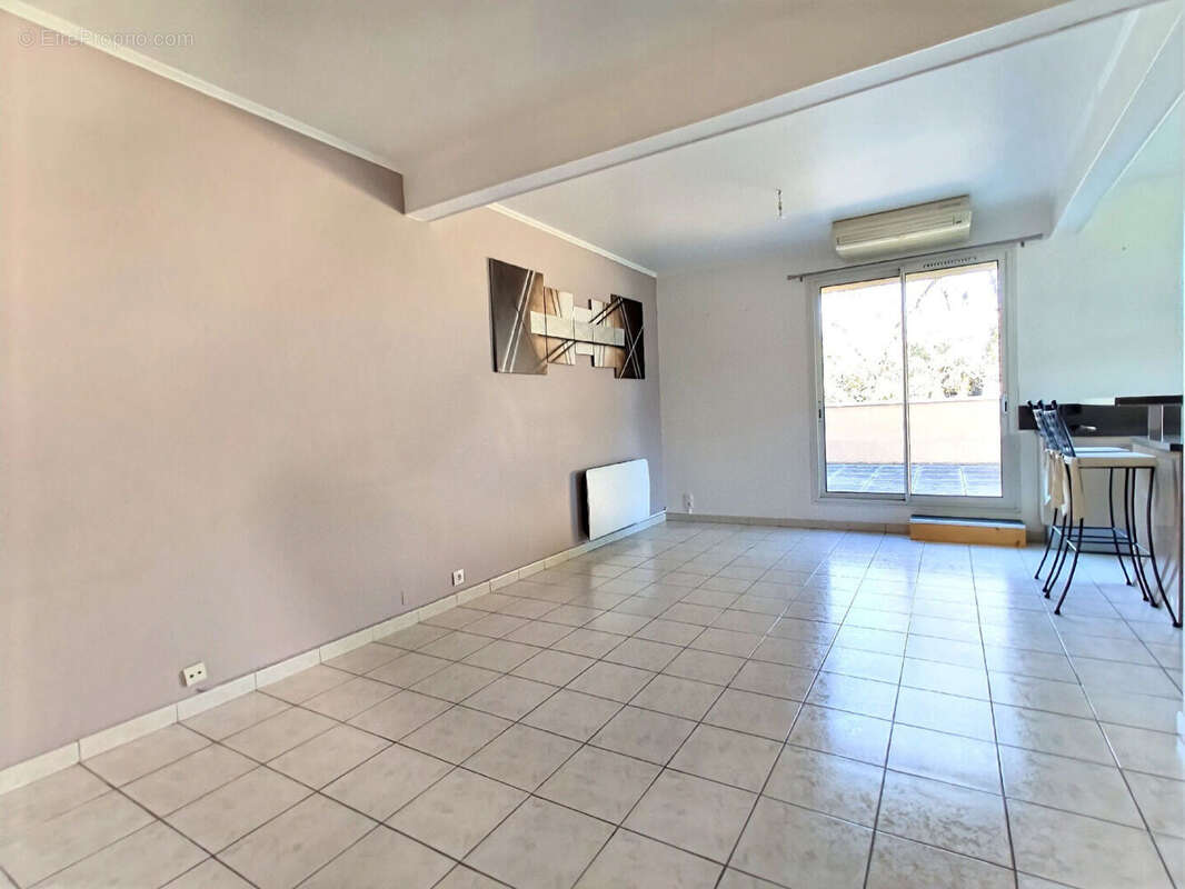 Appartement à LE PONTET