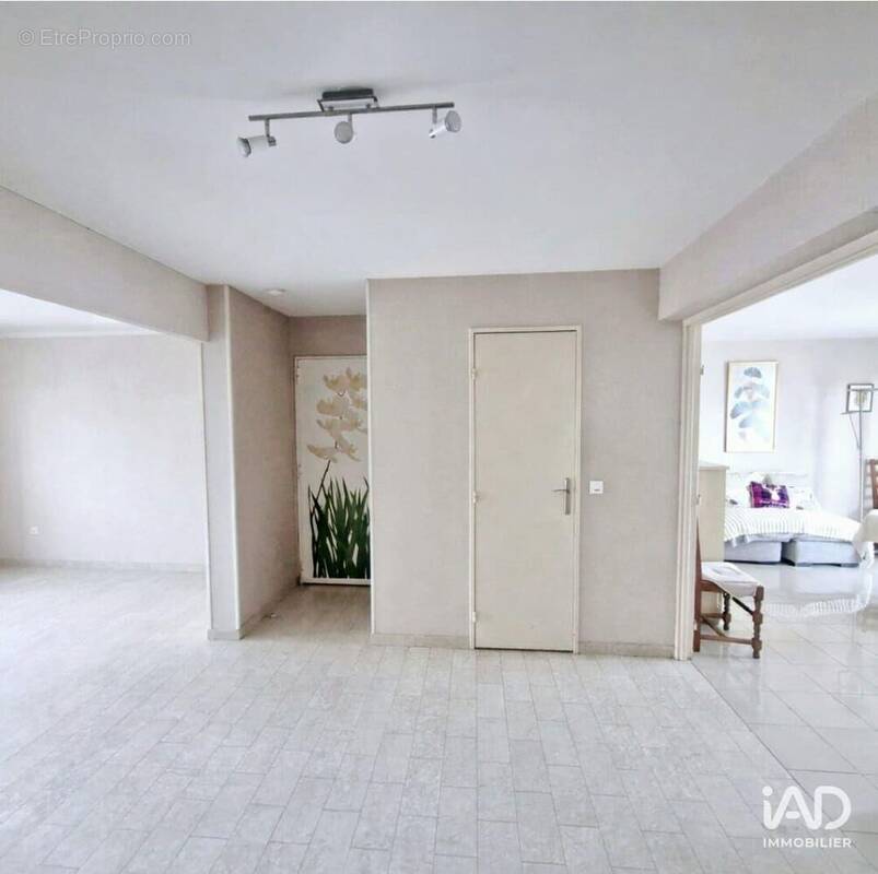 Photo 1 - Appartement à PARIS-19E