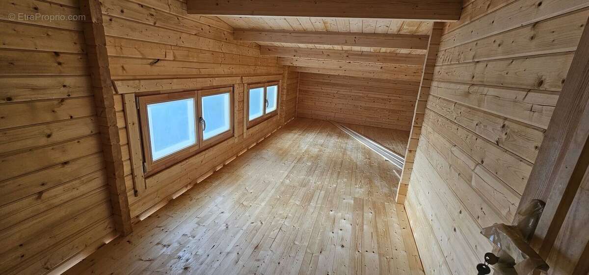 Maison à LE CASTELLET