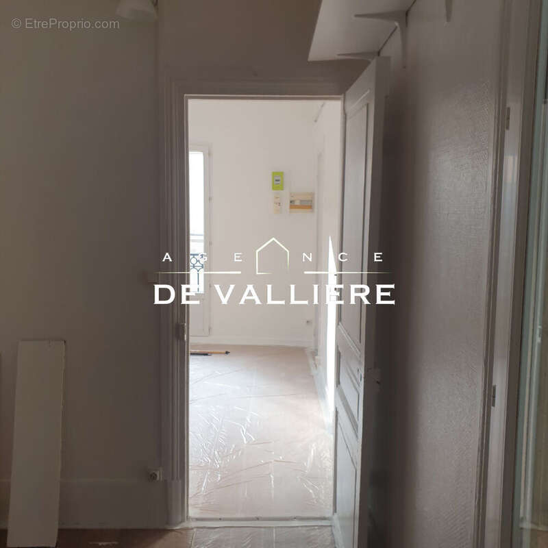 Appartement à PARIS-18E