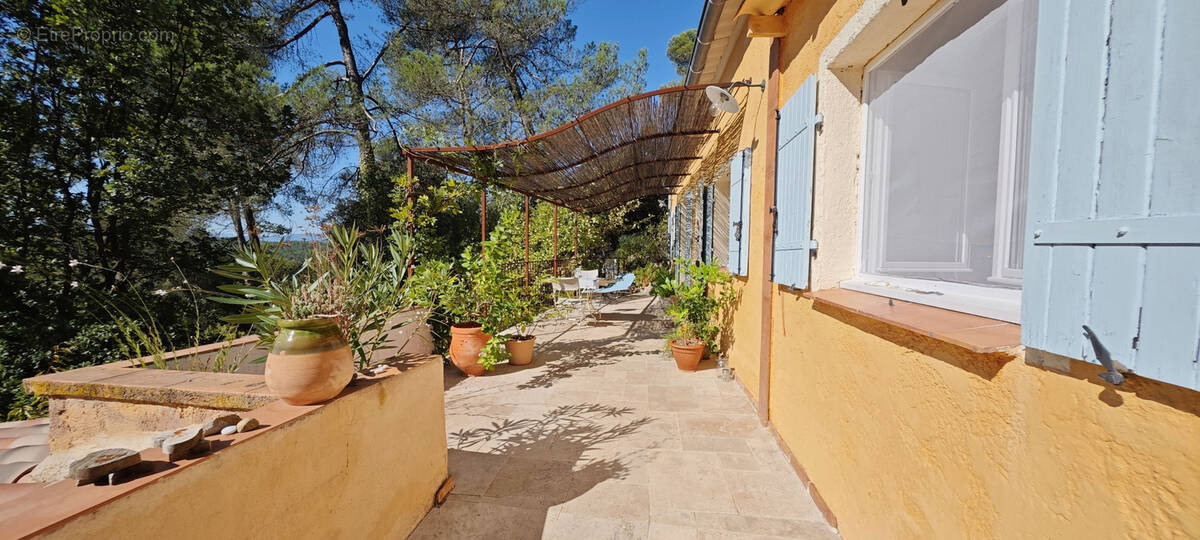 Maison à BARJOLS