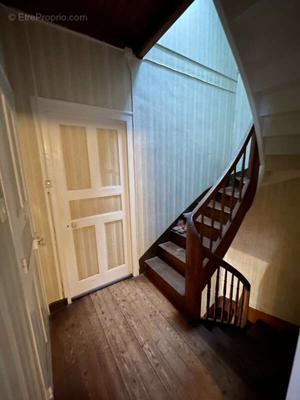 Maison à PLOUNEVEZ-QUINTIN