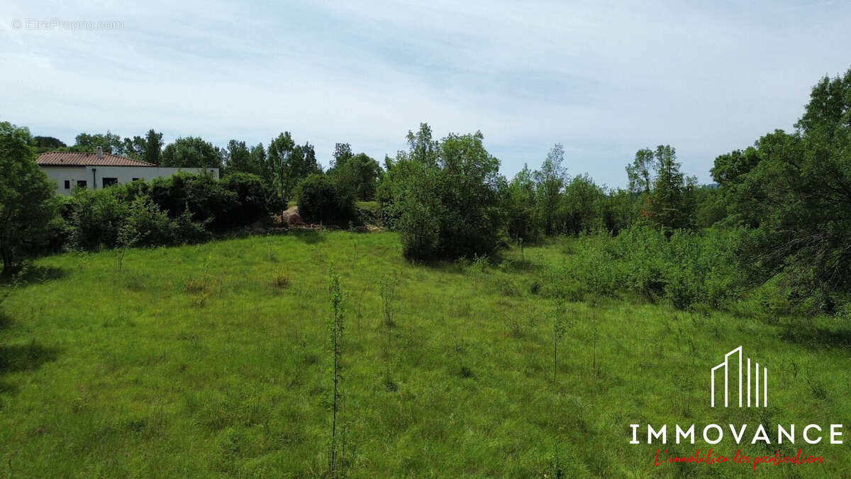 Terrain 2299 m² à Saint-Bauzille-De-Putois  - photo 4