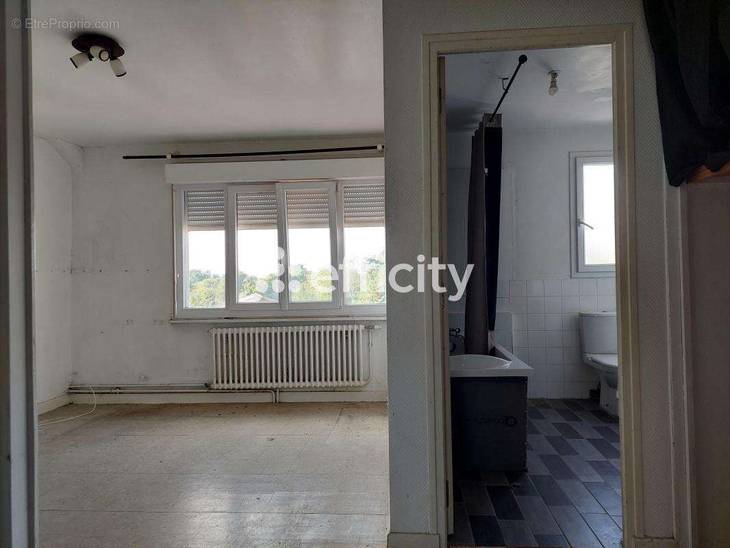 Appartement à SAINT-CLET