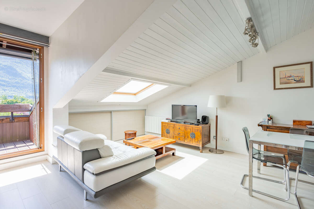 Appartement à ANNECY-LE-VIEUX