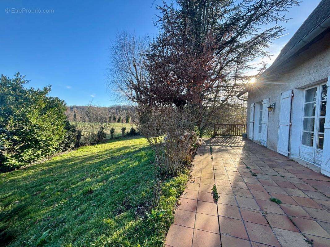 Maison à LAMAGDELAINE