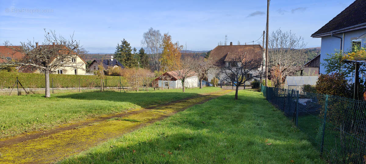Mollkirch, sur les hauteurs, rare terrain constructible de 7.99 ares. - photo 2