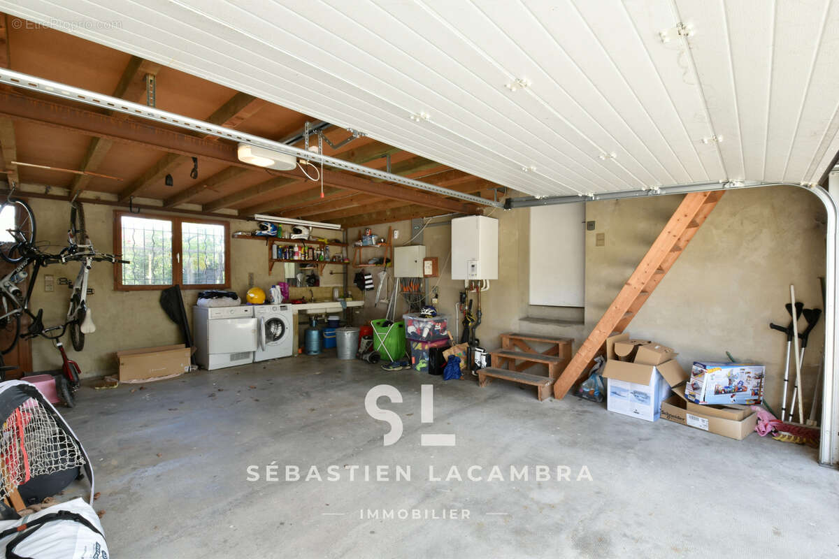 Maison à LESCURE-D&#039;ALBIGEOIS