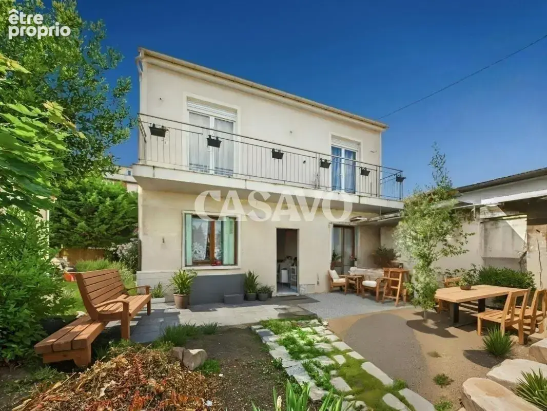 Vente Maison 6 pièces de 116m² - 94500 Champigny-sur-Marne - photo 2