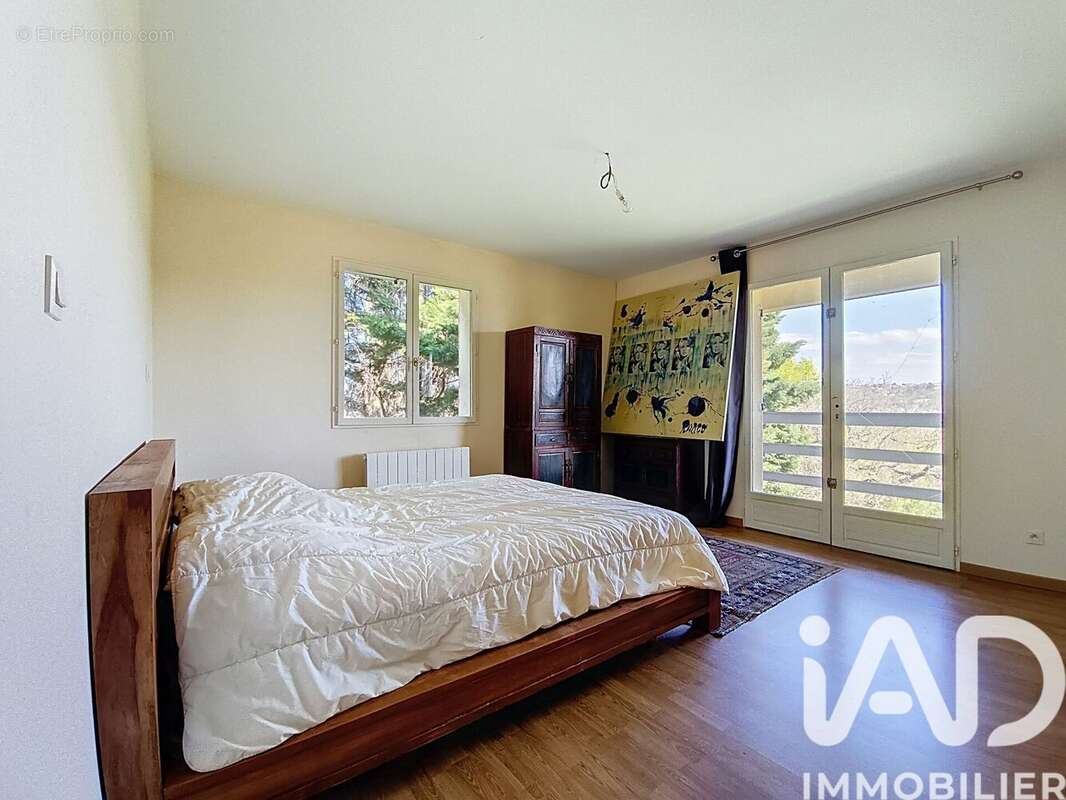 Maison 229 m² à Albigny-Sur-Saone  - photo 9