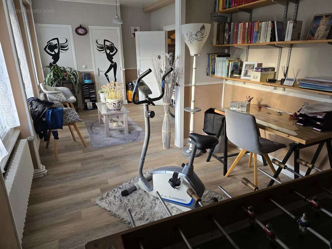 Maison à AUZAT-LA-COMBELLE