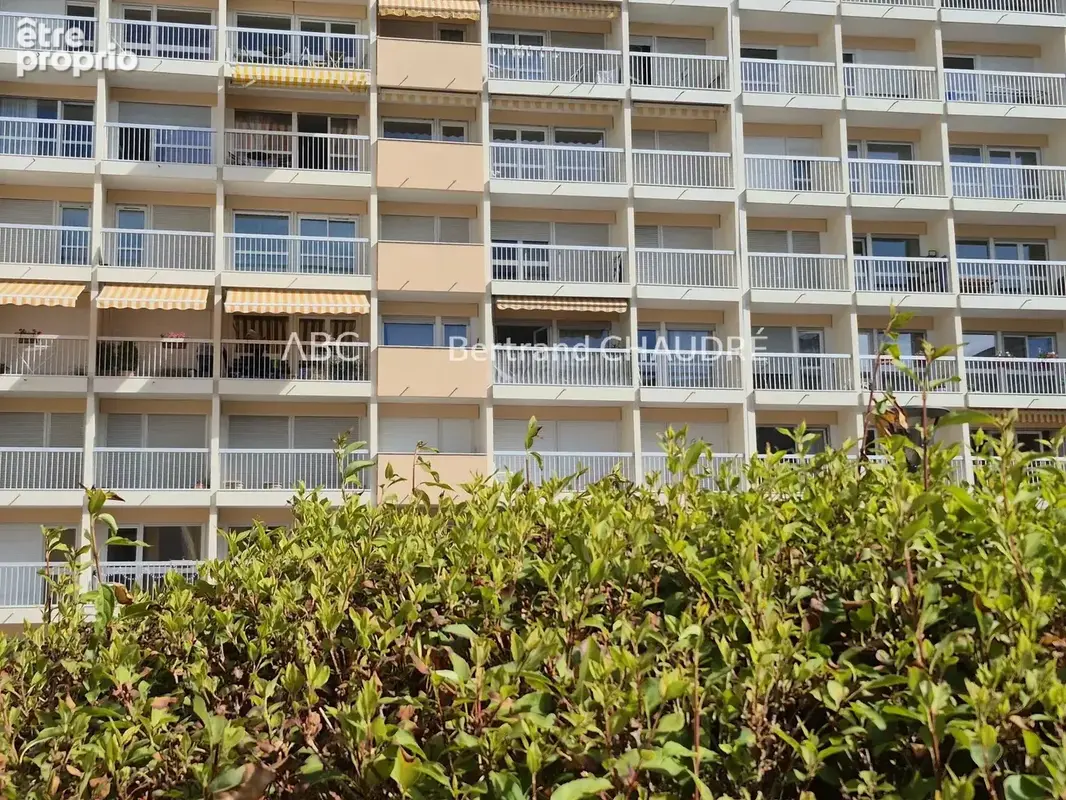 Appartement lumineux t4 avec parking et cave - photo 7