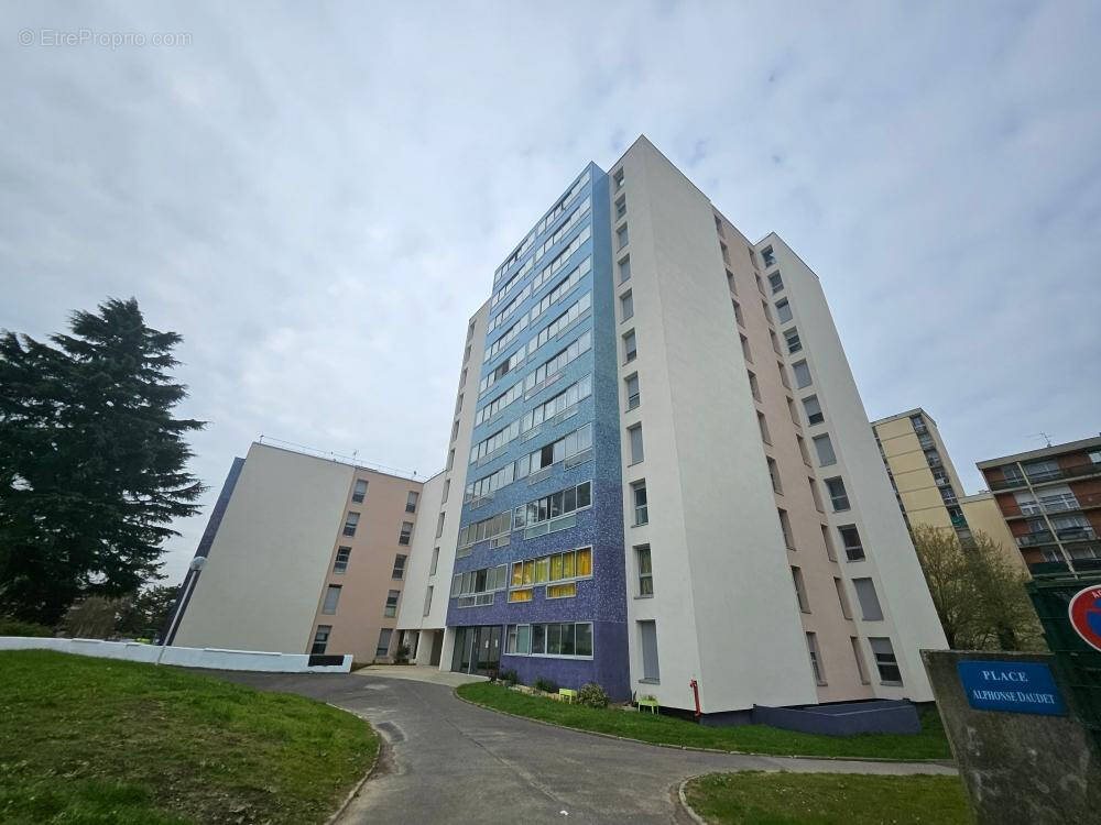 Appartement à VILLIERS-LE-BEL