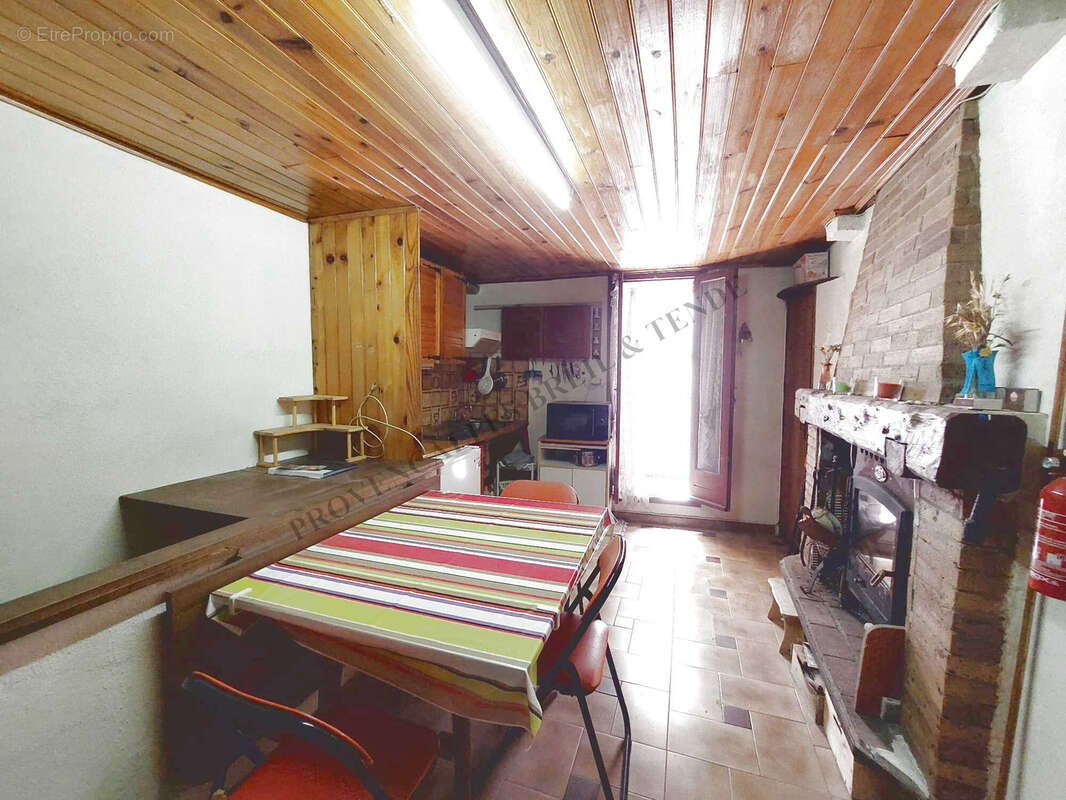 Centre village - photo 3