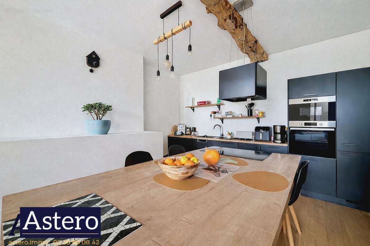 Appartement à MELESSE