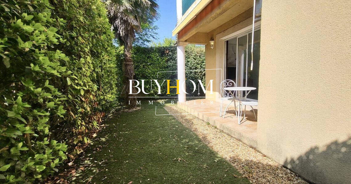 Appartement à L'ISLE-SUR-LA-SORGUE