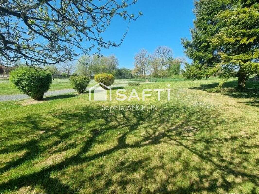 Photo 3 - Maison à FONTAINE-CHALENDRAY