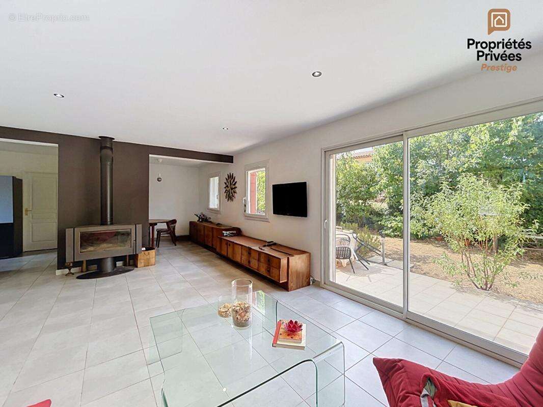 Villa T4 108m² - Saint-Maximin-la-Sainte-Baume - Terrain 500m² - Suite parentale RDC - 424 000 FAI - photo 6