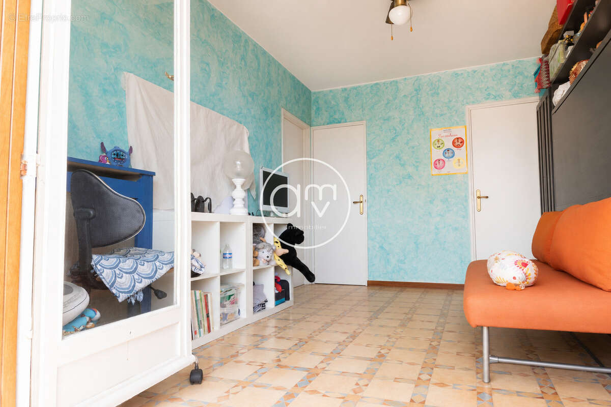 Toulon - la rode - appartement t3/t4- ascenseur - 89m2 - photo 10