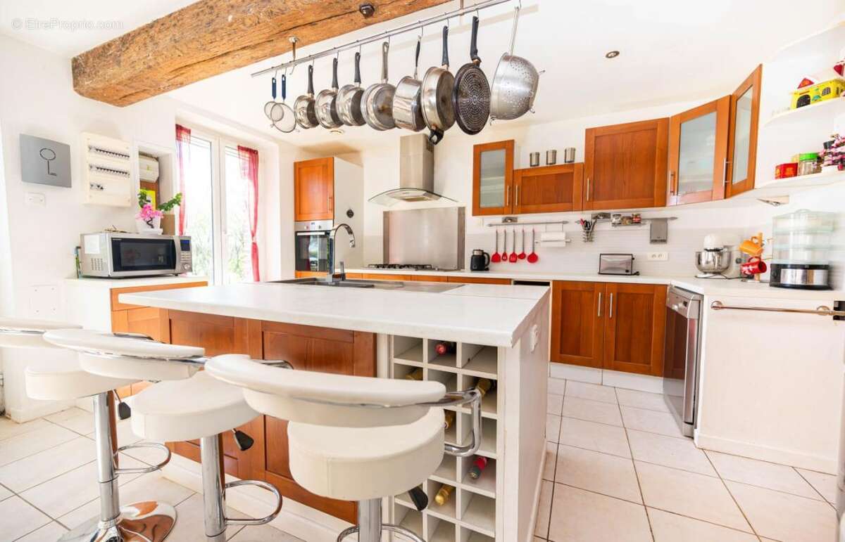 Maison à LA BAZOCHE-GOUET