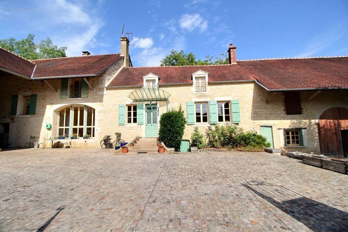 Maison à Etourvy  - photo 3