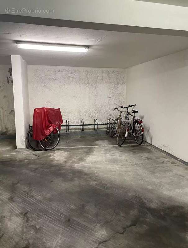 Parking à NICE
