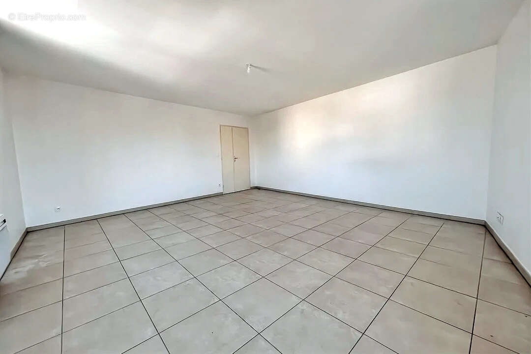 Appartement à MONTELIMAR