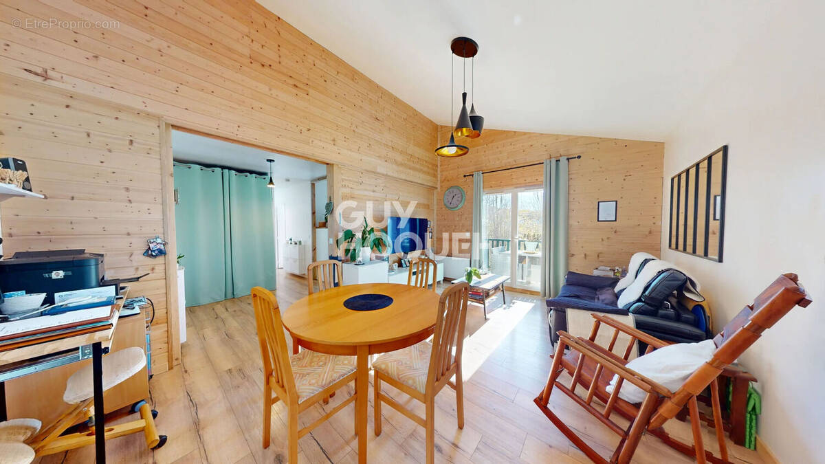 Appartement à URRUGNE