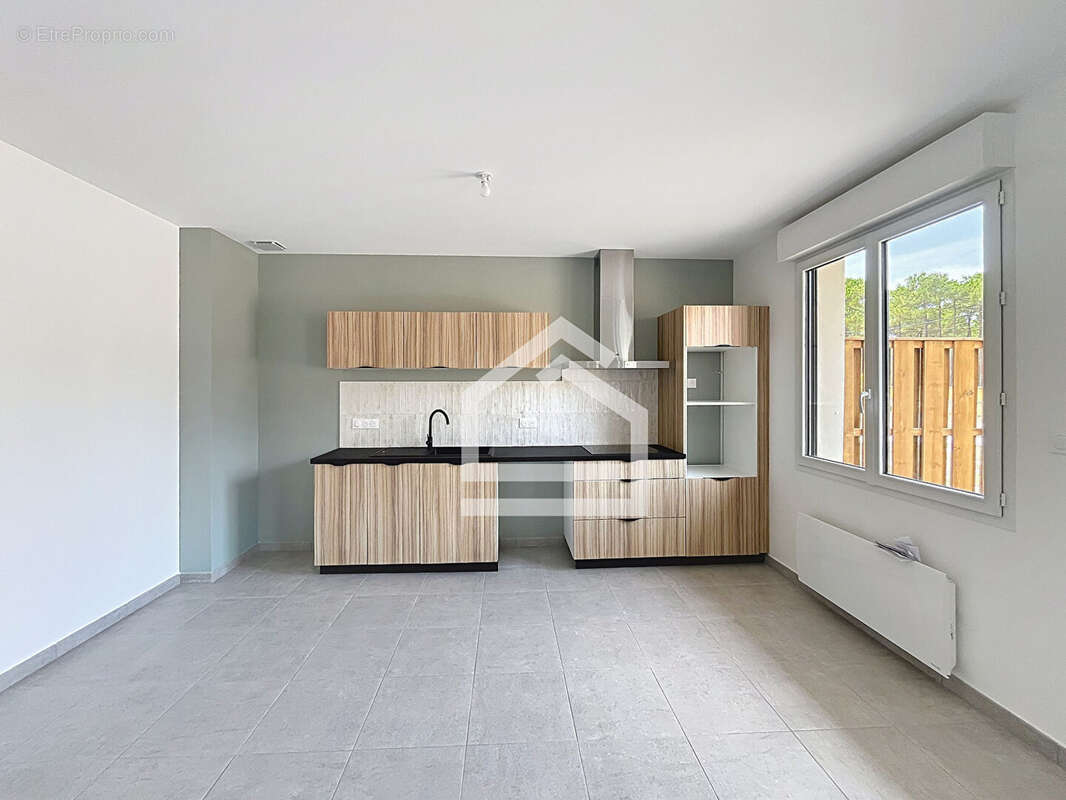 Appartement à VENDAYS-MONTALIVET